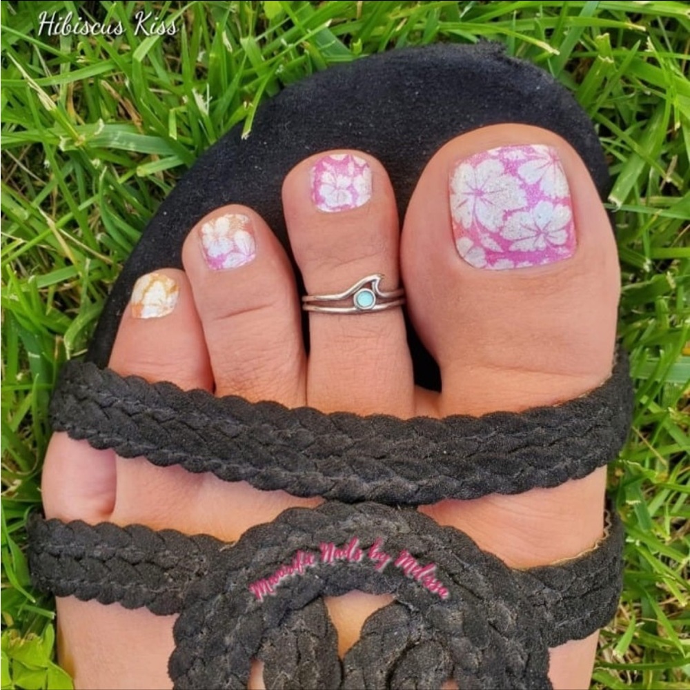 *Retired* Color Street: Hibiscus Kiss (Pedicure) | Floral Tropical Summer Pink - Picture 8 of 15